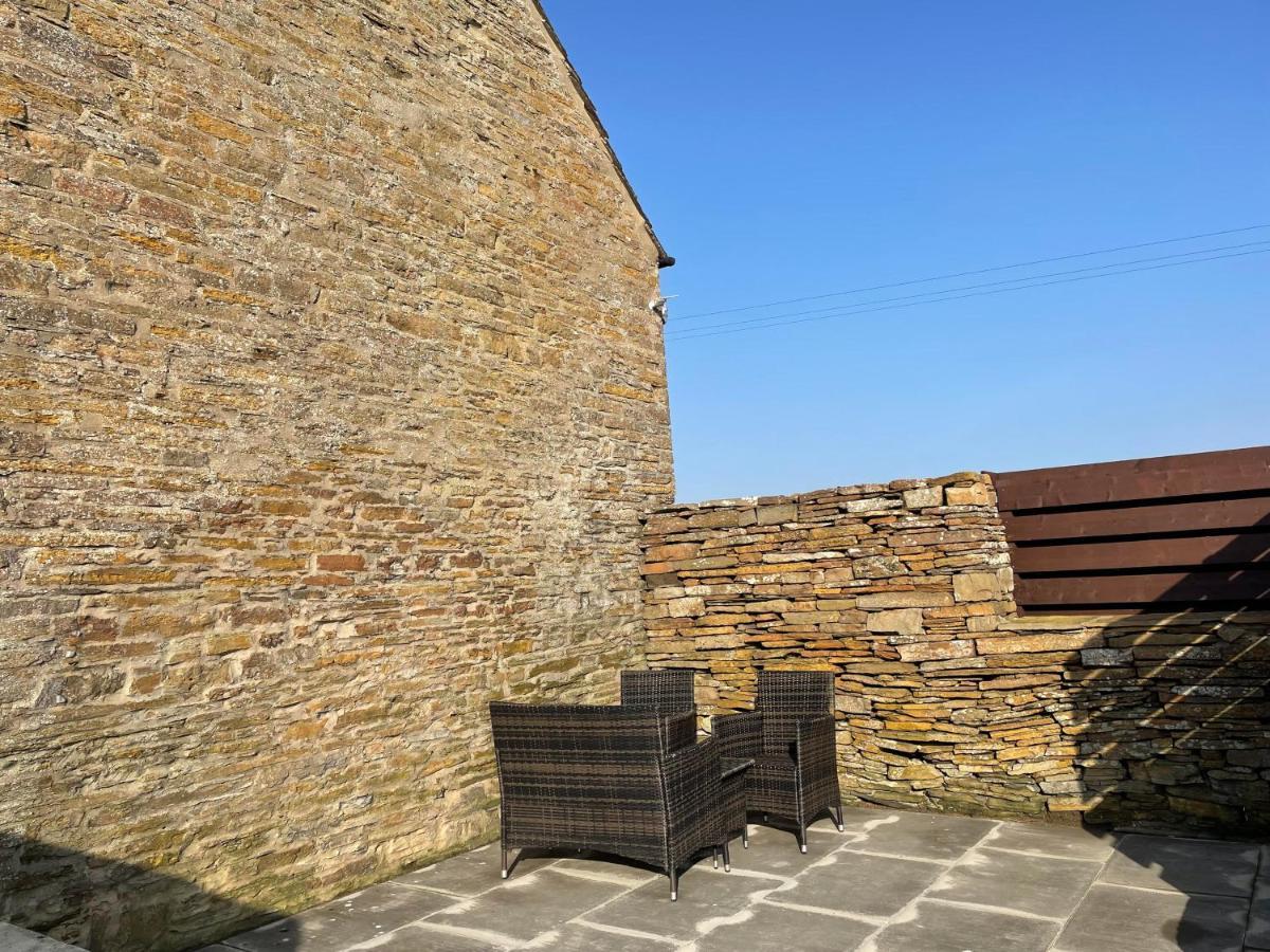 Вилла Orkney Farm Bothy Стромнесс Экстерьер фото